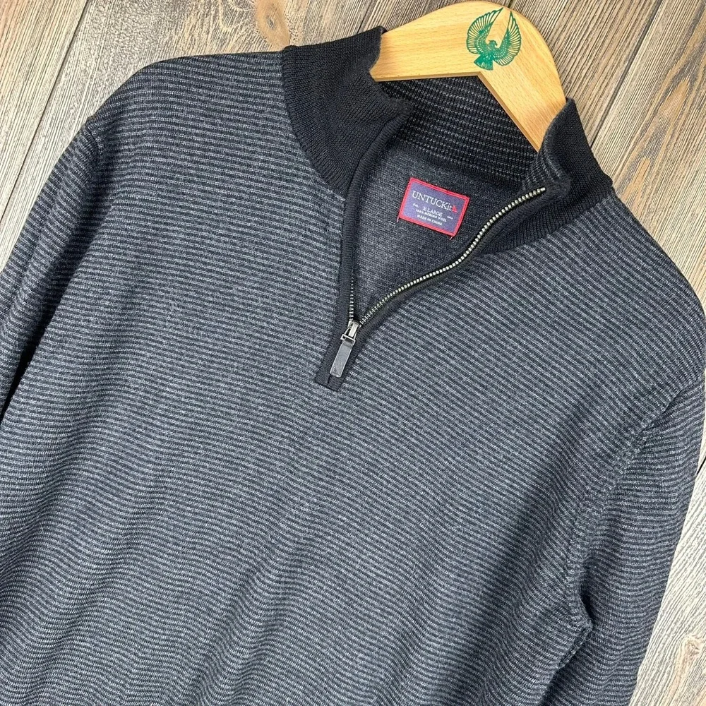 UNTUCKit Merino Wool Sweater Gray Striped 1/4 Zip Mock Neck Men Size XL